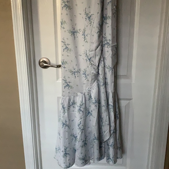 Wayf  Claudia ruffles maxi dress - Picture 6 of 9